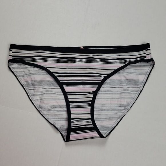 Pink VS lot bundle - Tee Legging and More - Picture 4 of 6